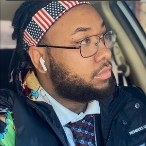 Meet your Posher, Deandre